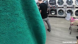 Thickumz – Booty Ebony Fucked in the Laundromat